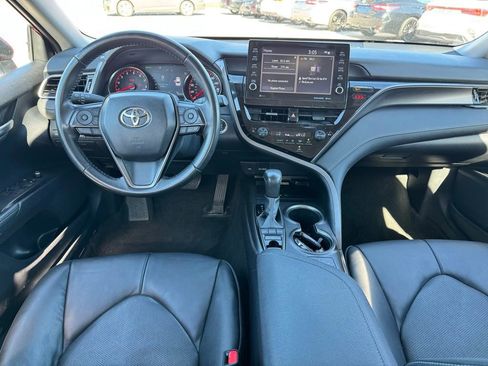 Used 2023 Toyota Camry XSE image 4