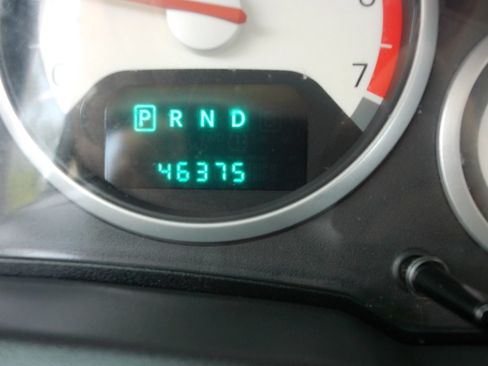Used 2010 Dodge Grand Caravan SXT FWD image 20