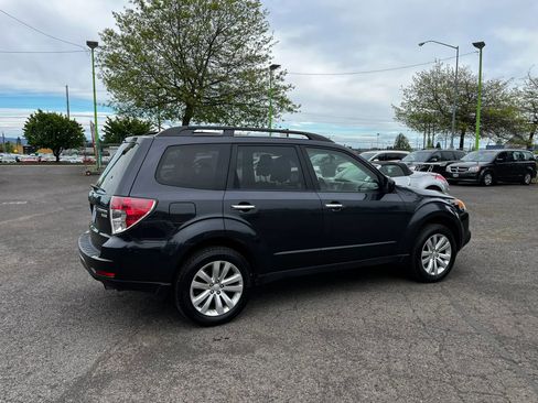 Used 2013 Subaru Forester 2.5X Limited image 3