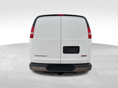 New 2026 GMC Savana 3500 Extended w/ Driver Convenience Package RWD image 5