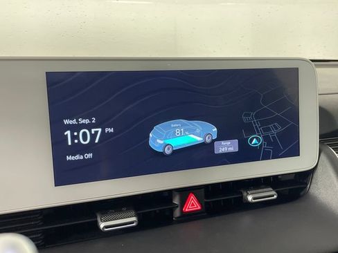 Certified 2024 Hyundai Ioniq 5 Limited AWD/4WD image 7