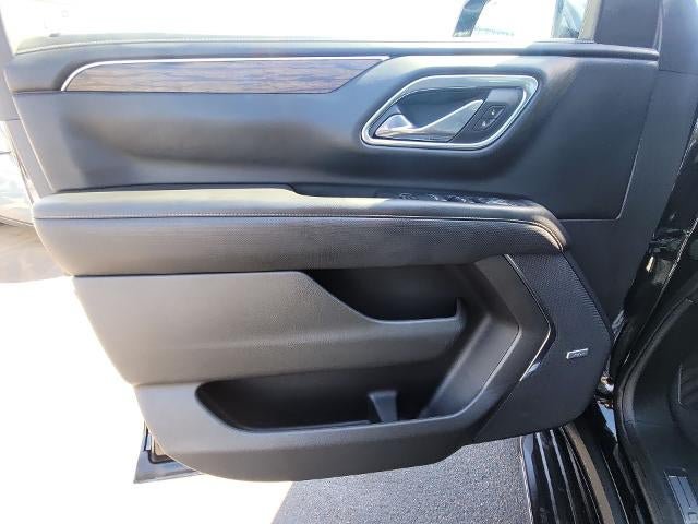 Used 2021 Chevrolet Tahoe Premier w/ Premium Package RWD image 22