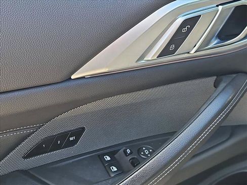 Used 2022 BMW M440i Coupe RWD image 10