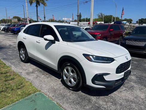 Used 2023 Honda HR-V LX image 4