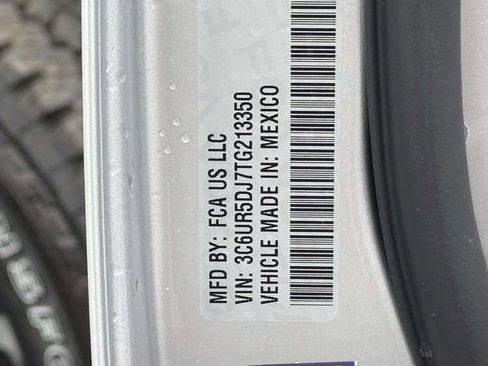 New 2026 RAM 2500 Big Horn AWD/4WD image 25