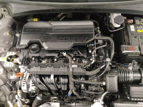 Used 2024 Hyundai Elantra SE image 30