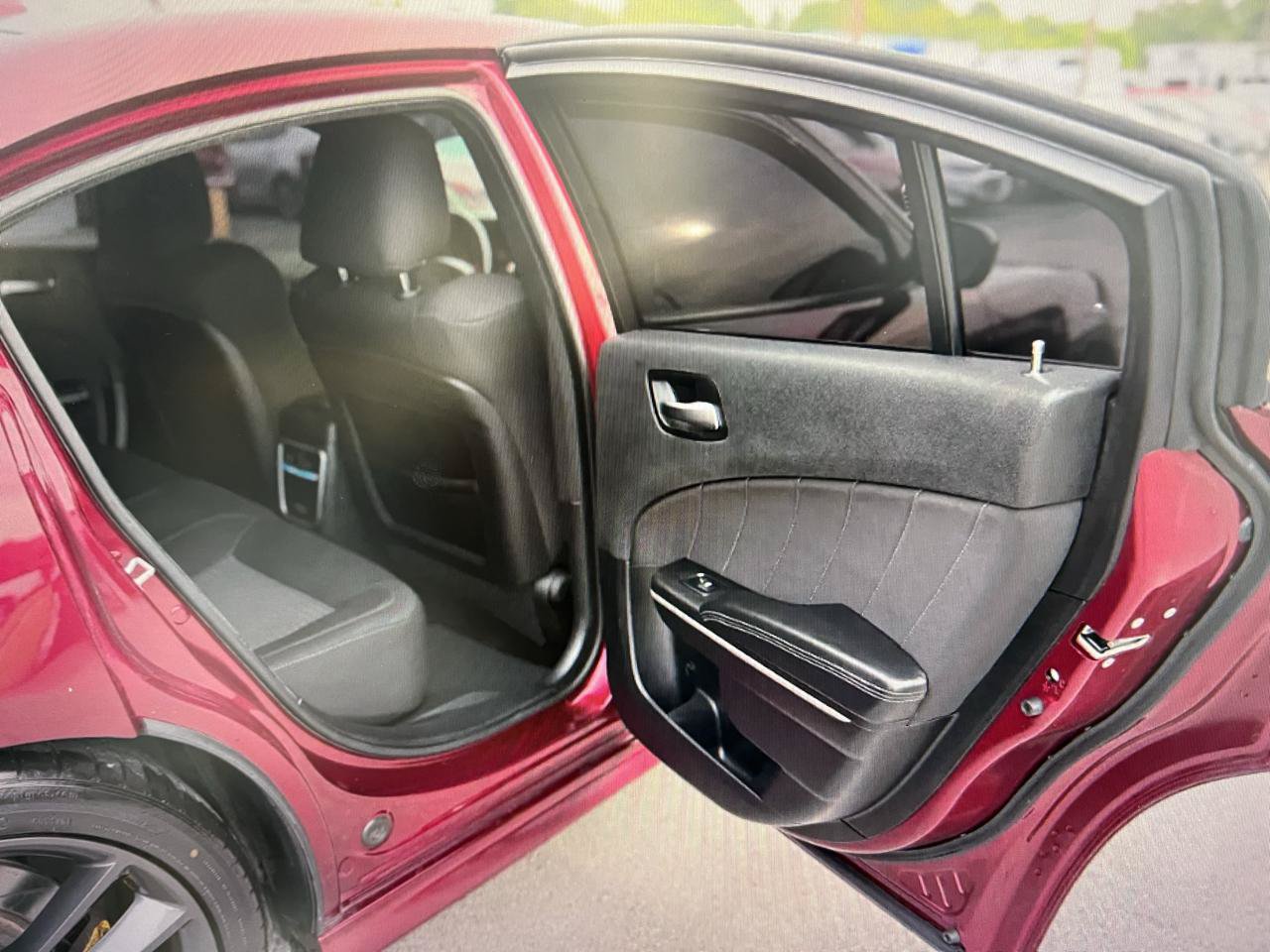 Used 2019 Dodge Charger Scat Pack RWD image 17
