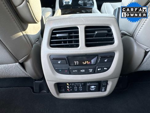 Used 2018 Honda Pilot Elite image 18