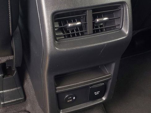Used 2022 Ford Edge Titanium AWD/4WD image 27