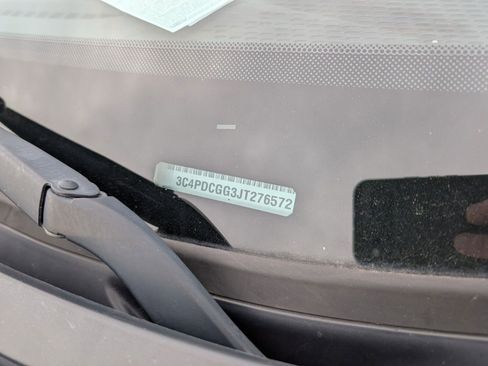 Used 2018 Dodge Journey Crossroad w/ Driver Convenience Group image 30