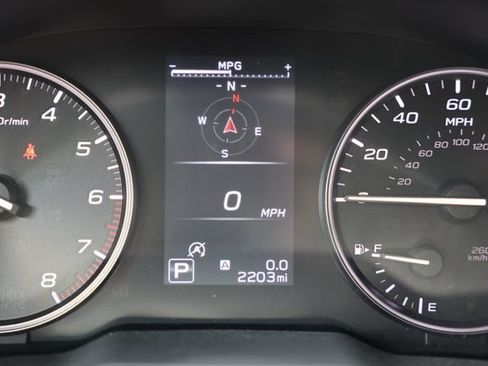 Certified 2025 Subaru Outback Premium AWD/4WD image 26