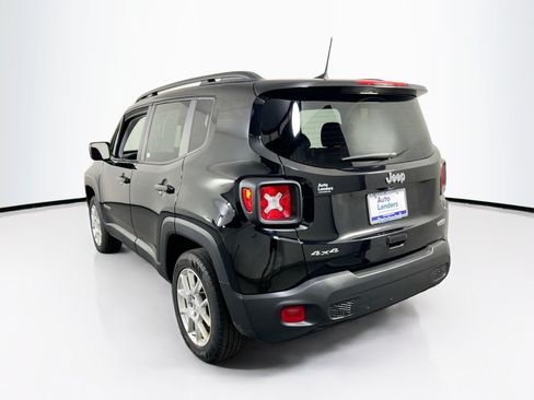 Used 2022 Jeep Renegade Latitude AWD/4WD image 7