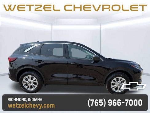 Used 2023 Ford Escape Active AWD/4WD image 9