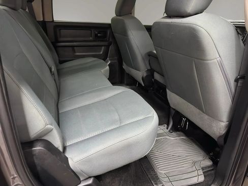 Used 2016 RAM 3500 Tradesman w/ Chrome Appearance Group AWD/4WD image 16