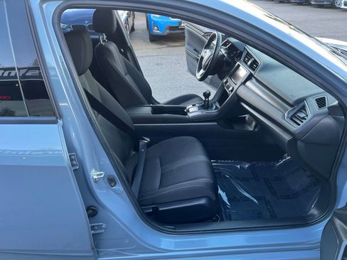 Used 2018 Honda Civic Sport image 18