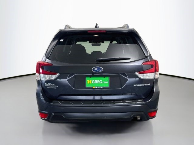 Used 2019 Subaru Forester Premium AWD/4WD image 8
