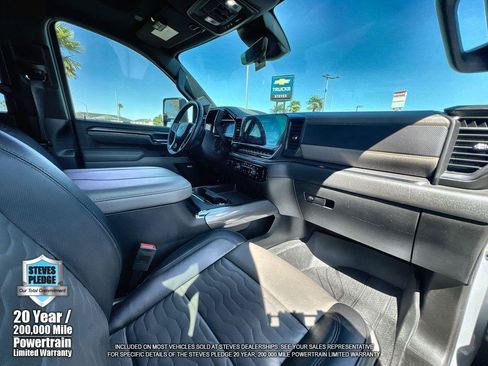 Certified 2024 Chevrolet Silverado 2500 ZR2 w/ Technology Package AWD/4WD image 34