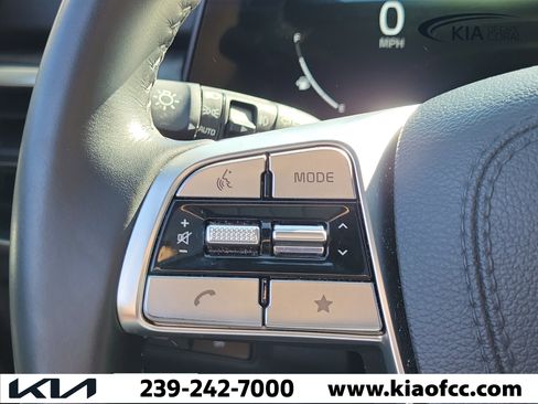 Used 2024 Kia Telluride SX image 28