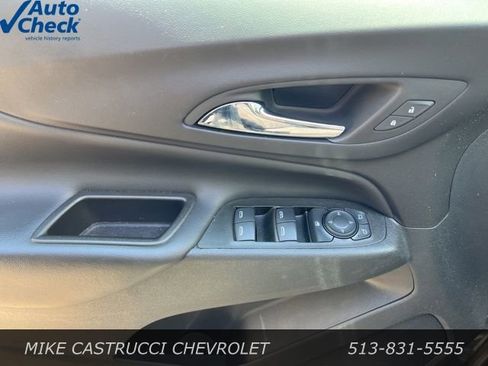 Used 2023 Chevrolet Equinox LT image 8