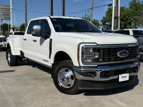 Used 2026 Ford F350 King Ranch w/ Chrome Package AWD/4WD image 2