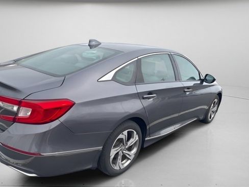 Used 2020 Honda Accord EX image 11
