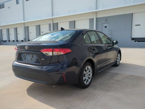 Used 2023 Toyota Corolla LE FWD image 5