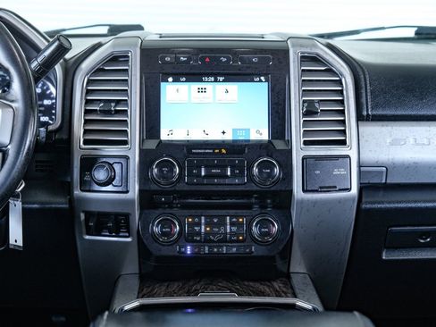 Used 2017 Ford F250 Lariat w/ Lariat Value Package image 45