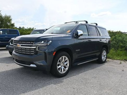 Used 2021 Chevrolet Tahoe Premier w/ Premium Package RWD image 5