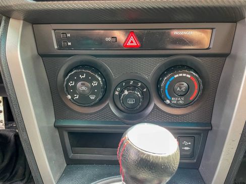 Used 2015 Scion FR-S RWD image 17