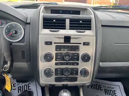 Used 2012 Ford Escape XLT image 16