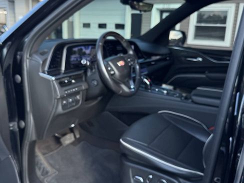 Used 2023 Cadillac Escalade Sport AWD/4WD image 10