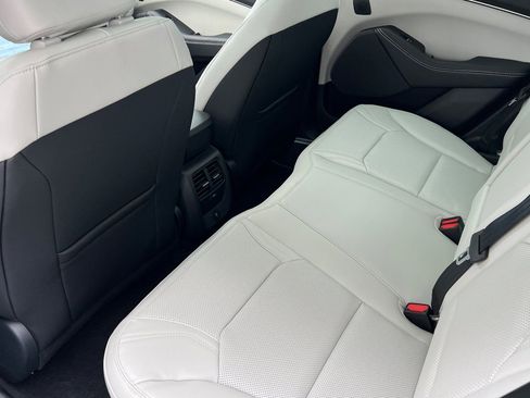 New 2025 Ford Mustang Mach-E Premium image 18