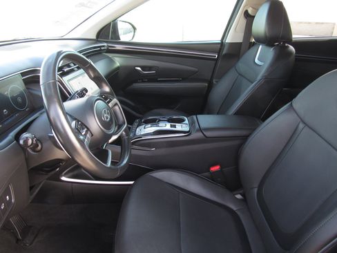 Used 2023 Hyundai Tucson Limited w/ Cargo Package image 17