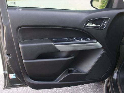 Used 2018 Chevrolet Colorado ZR2 AWD/4WD image 13