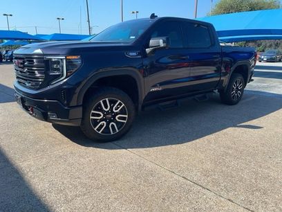 Used 2023 GMC Sierra 1500 AT4 w/ AT4 Premium Package