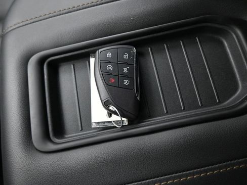 Used 2023 Chevrolet Tahoe High Country image 19