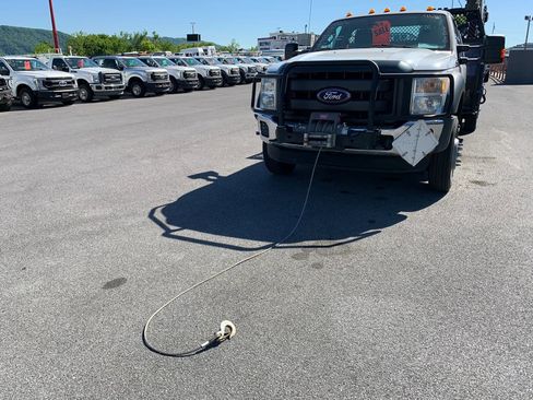 Used 2015 Ford F550 4x4 Regular Cab Super Duty image 43