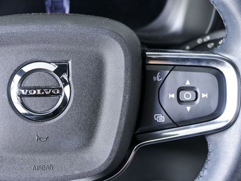 Certified 2023 Volvo C40 P8 Recharge Ultimate w/ Protection Package Premier AWD/4WD image 13