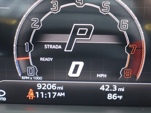 Used 2024 Lamborghini Urus Performante AWD/4WD image 27