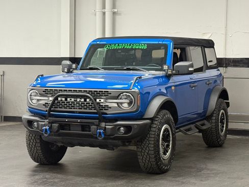 Used 2022 Ford Bronco Badlands w/ Sasquatch Package AWD/4WD image 6