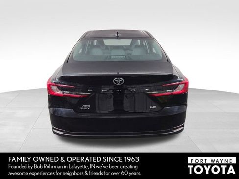 Used 2025 Toyota Camry LE image 8