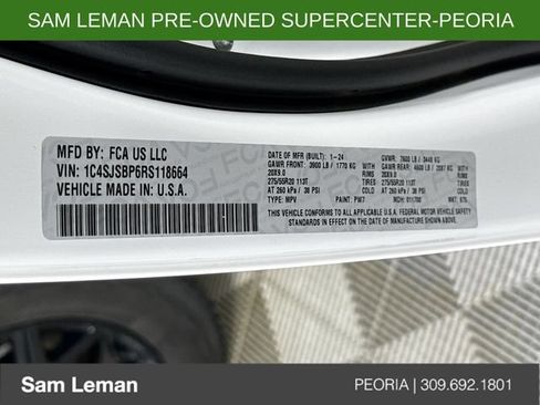 Used 2024 Jeep Wagoneer L Series II AWD/4WD image 34