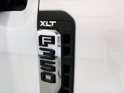 Used 2023 Ford F350 XLT w/ 360-Degree Camera Package AWD/4WD image 9