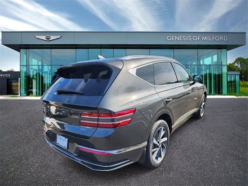 New 2025 Genesis GV80 3.5T Prestige image 3