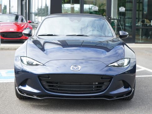 New 2026 MAZDA MX-5 Miata Club w/ Interior Package RWD image 10