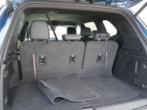 Used 2025 Buick Enclave Preferred image 27