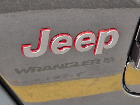 New 2025 Jeep Wrangler Unlimited Rubicon w/ Convenience Group AWD/4WD image 37