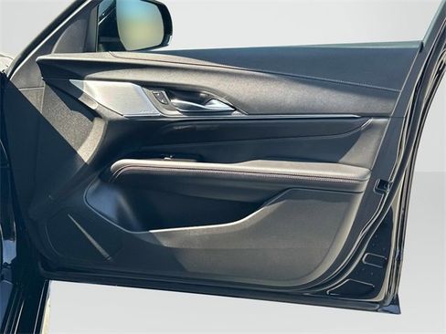 Certified 2023 Cadillac CT4 V w/ LPO, ONYX Package image 21