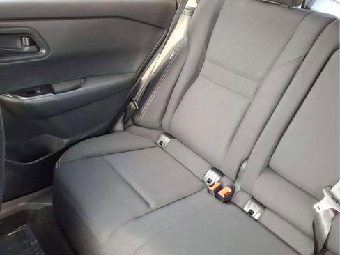 Used 2025 Nissan Rogue S FWD image 18