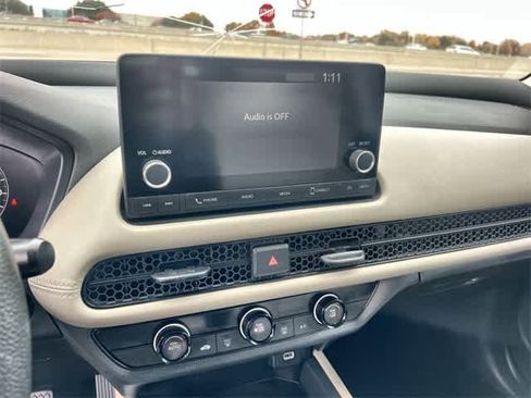 Certified 2025 Honda HR-V LX image 18